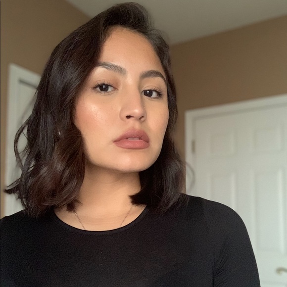 Meet your Posher, Nancy - Picture 1 of 2